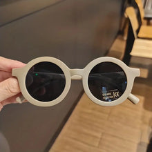 Load image into Gallery viewer, Children&#39;s Cute Sunglasses
